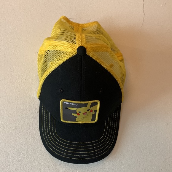 Black and Yellow Pikachu Pokémon SnapBack Hat / Cap with yellow netting - Picture 2 of 6